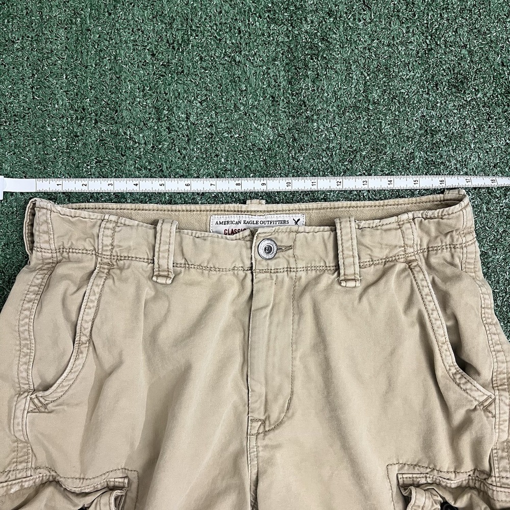 Vintage Y2K American Eagle Outfitters Mens Classic Cargo Shorts Khaki Size 33 - Picture 4 of 7